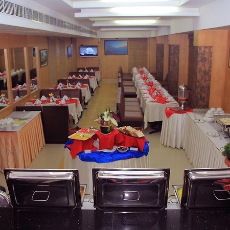 Pattom Royal Hotel Thiruvananthapuram Exterior photo