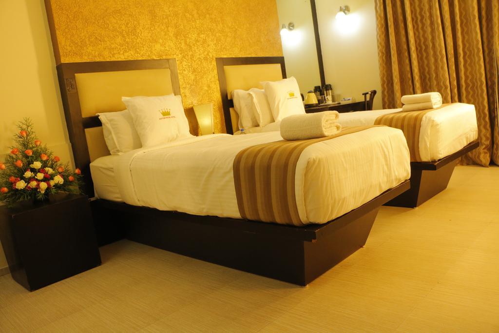 Pattom Royal Hotel Thiruvananthapuram Exterior photo